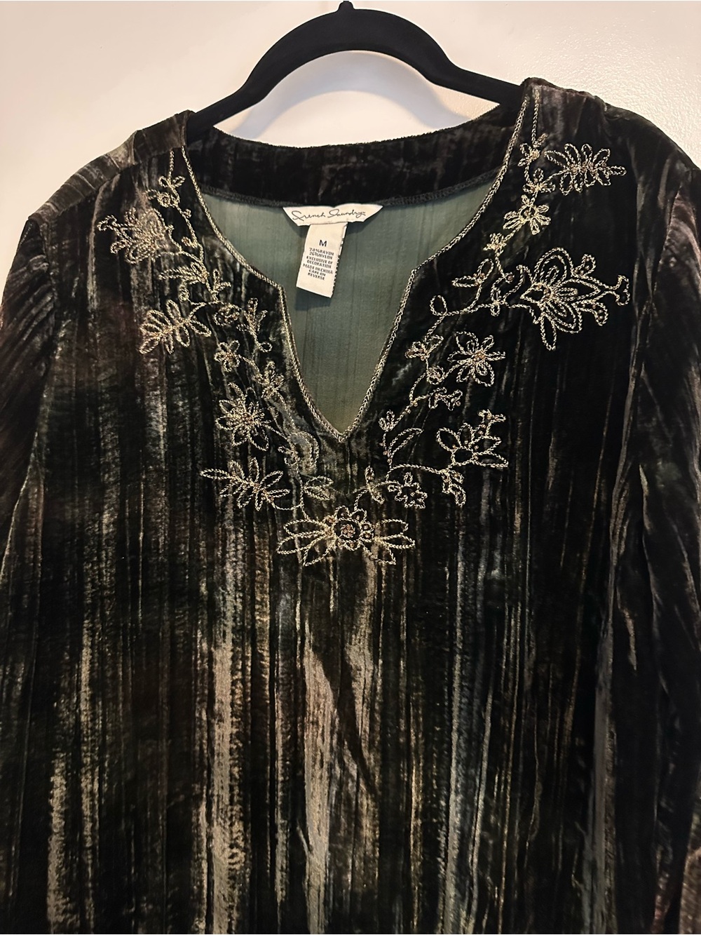 French Laundry Velvet Top in Dark Green and Gold